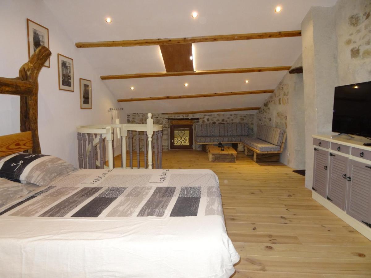 Le Mas Du Galibot Chambre Cambalotte Saint-Florent-sur-Auzonnet ภายนอก รูปภาพ